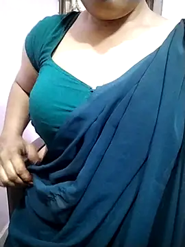 Snapshot of suthas99 chatting on 04.03.26 suthas99 online show from 04.03.26