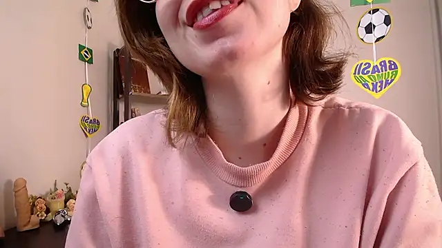 Elise Nyx online show from 06.12.26