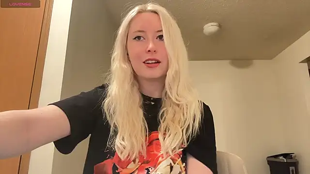 Snapshot of ashisscene chatting on 01.09.26 ashisscene online show from 01.09.26