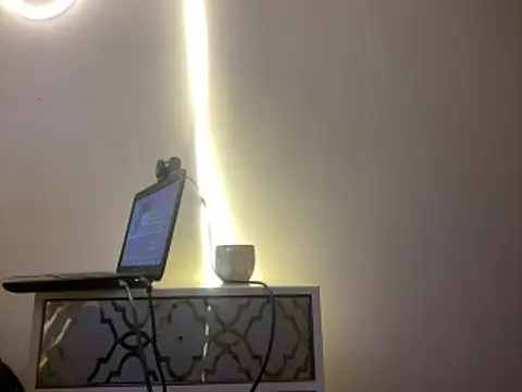 DesireLuxe online show from 02.03.26