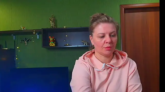 VeronikawGold online show from 04.30.26