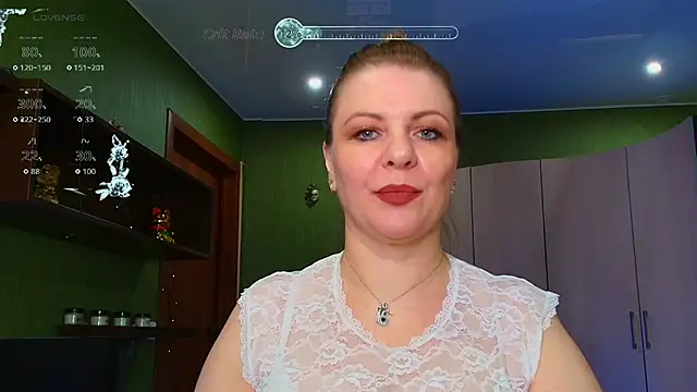 Snapshot of VeronikawGold chatting on 05.30.26 VeronikawGold online show from 05.30.26