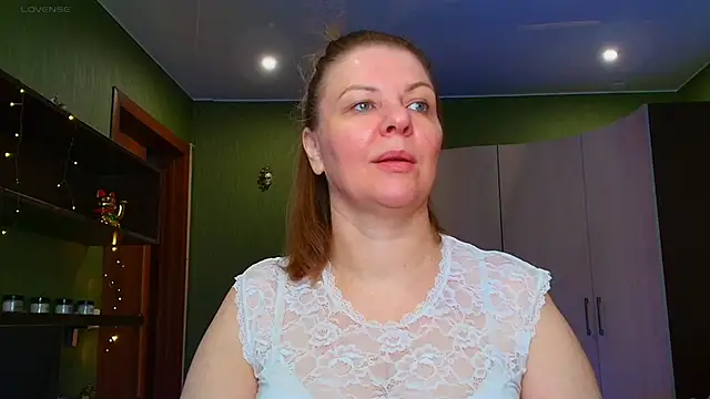 Snapshot of VeronikawGold chatting on 06.04.26 VeronikawGold online show from 06.04.26
