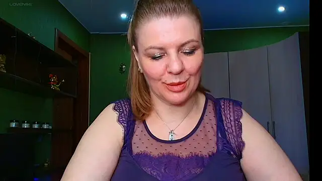 Snapshot of VeronikawGold chatting on 06.04.26 VeronikawGold online show from 06.04.26