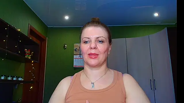 Snapshot of VeronikawGold chatting on 06.11.26 VeronikawGold online show from 06.11.26