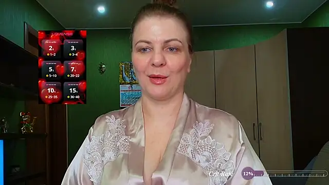Snapshot of VeronikawGold chatting on 07.23.26 VeronikawGold online show from 07.23.26