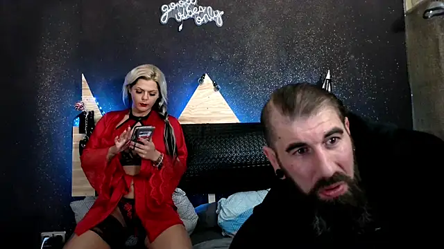 Snapshot of Glory_Max chatting on 04.02.26 Glory Max online show from 04.02.26