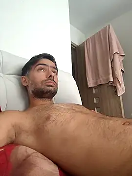 Snapshot of andreiiiii2025 chatting on 09.10.25 andreiiiii2025 online show from 09.10.25