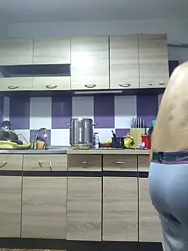 Snapshot of andreiiiii2025 chatting on 09.18.25 andreiiiii2025 online show from 09.18.25