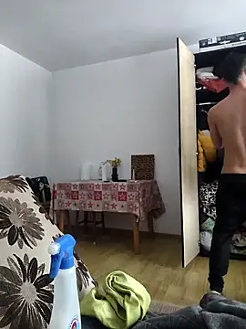 Snapshot of andreiiiii2025 chatting on 03.17.26 andreiiiii2025 online show from 03.17.26