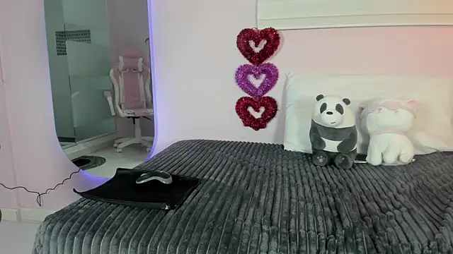 emily sweett24 online show from 02.28.25