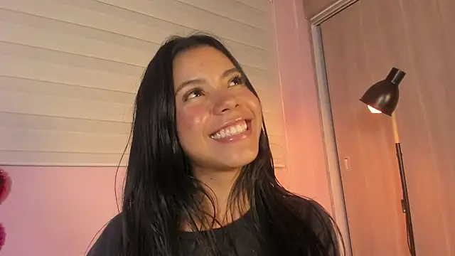 emily sweett24 online show from 03.06.25