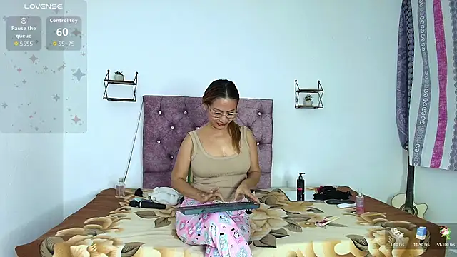 Rousemilf4u online show from 06.15.26