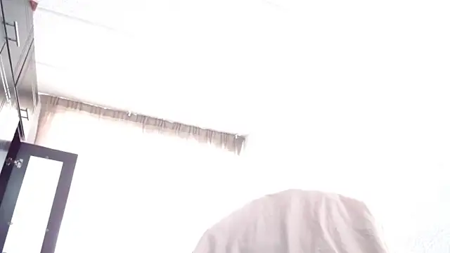 Snapshot of EngelCristaly chatting on 02.11.26 EngelCristaly online show from 02.11.26