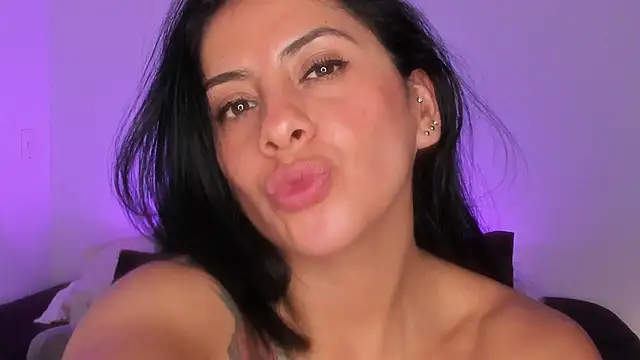  lucianapalmer online show from 11.25.25