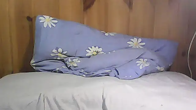 Snapshot of thewanker23 chatting on 12.14.25 thewanker23 online show from 12.14.25