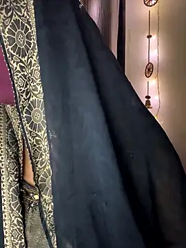 Dishasarmaa05 online show from 11.13.25