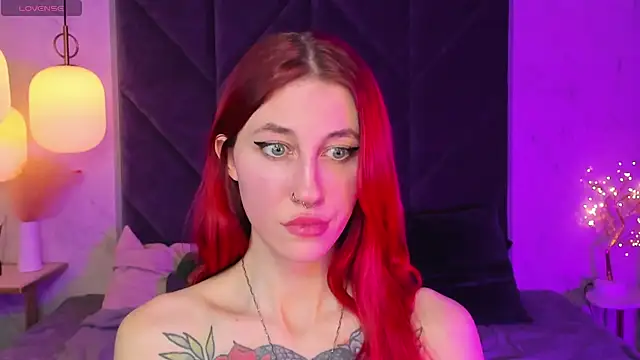 Dita Redrum online show from 02.25.25