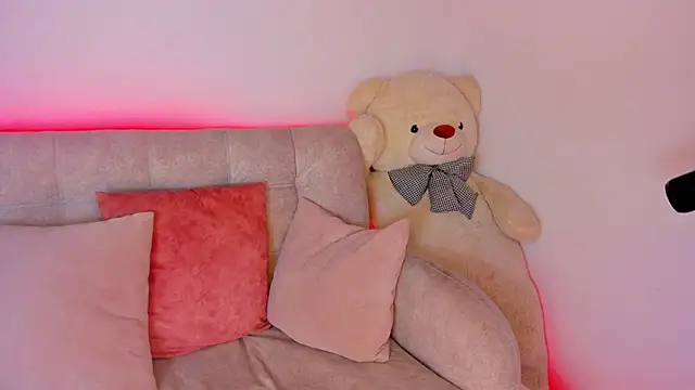 MIaloveone  online show from 03.13.25