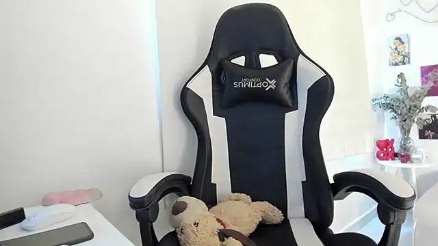 agaataa  online show from 01.31.26