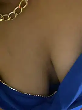 Snapshot of isha_sassy chatting on 03.11.25 isha sassy online show from 03.11.25