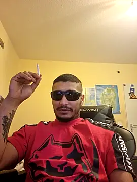 Snapshot of jojay1877 chatting on 03.11.25 jojay1877 online show from 03.11.25