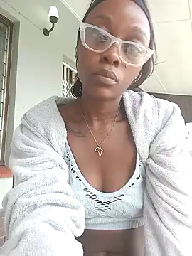 xxTatiannaxx online show from 03.15.25