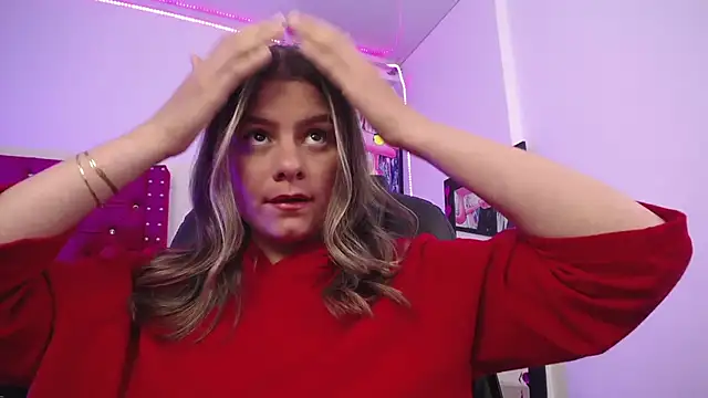 Snapshot of ValeAmayaa chatting on 03.20.25 ValeAmayaa online show from 03.20.25