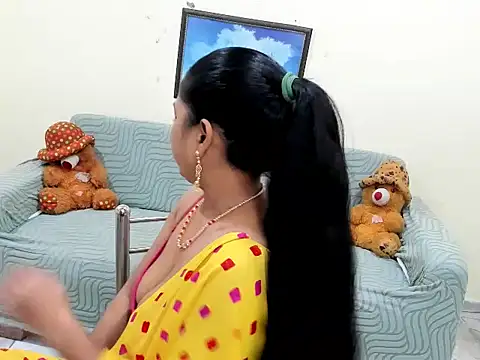 leahgotiii online show from 12.18.25