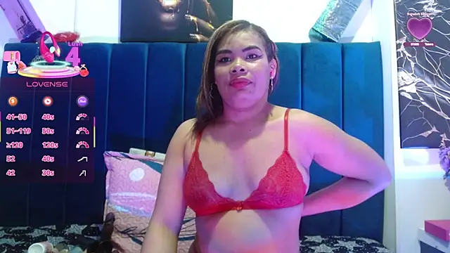 Snapshot of Mariana_star1 chatting on 10.04.25 Mariana star1 online show from 10.04.25