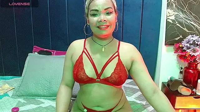 Snapshot of Mariana_star1 chatting on 11.08.25 Mariana star1 online show from 11.08.25