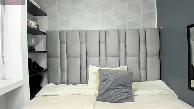 Natasha rose   online show from 09.12.25