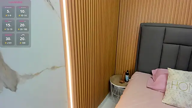 MEGANZARICK online show from 11.18.25