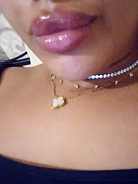 Sexlove1xo online show from 06.28.26