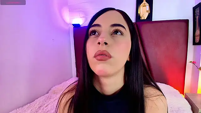 Lexi Howard  online show from 05.12.26