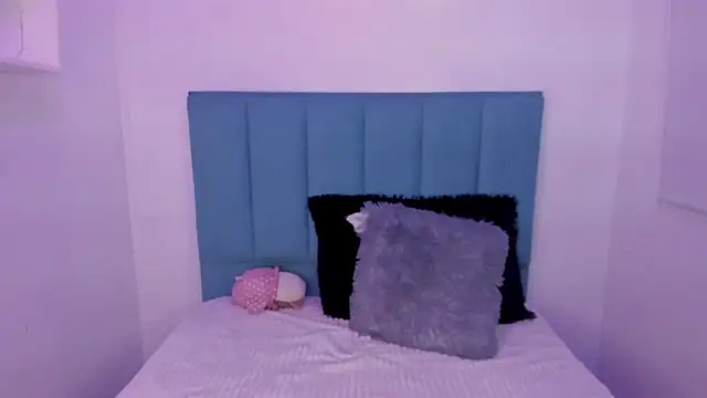 Anniie  Evans online show from 10.01.25