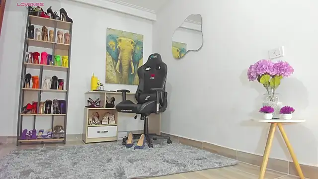 Camillevegas online show from 11.27.25