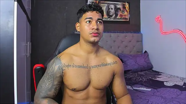 luigi hot  online show from 01.06.26