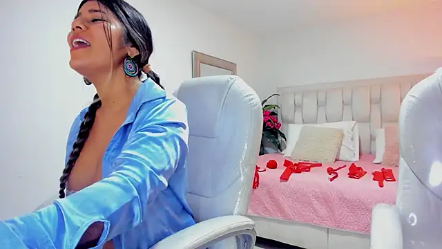 Snapshot of Couple_fantasies69 chatting on 03.02.25 Couple fantasies69 online show from 03.02.25