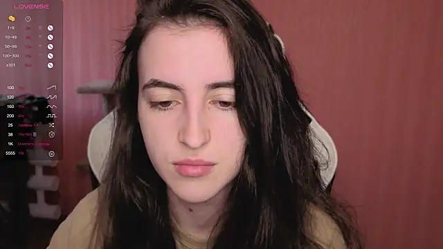 Snapshot of reaiss chatting on 09.21.25 reaiss online show from 09.21.25