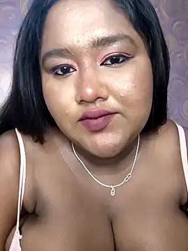 Snapshot of horny_diana chatting on 06.18.26 horny diana online show from 06.18.26