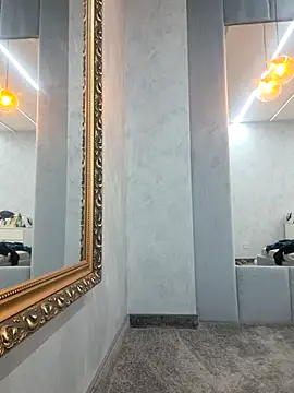 Bella Posh online show from 11.01.25