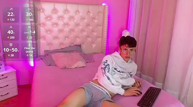 callum 77 online show from 03.10.25