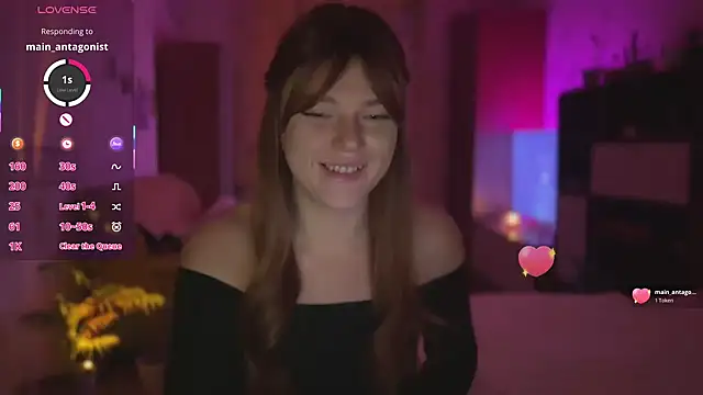 Snapshot of CherryRed_Girl chatting on 11.27.25 CherryRed Girl online show from 11.27.25