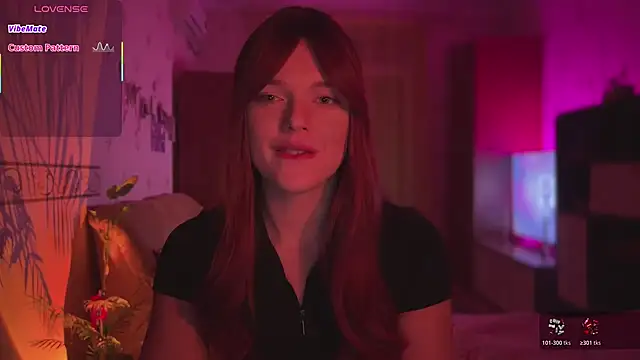 CherryRed Girl online show from 03.12.26