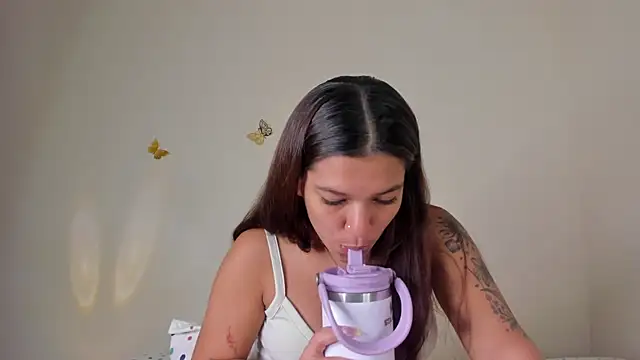 violett 24  online show from 10.20.25