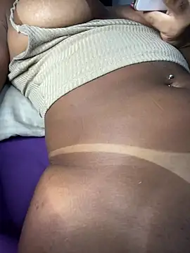 yasmimbrasileirinha online show from 02.23.25