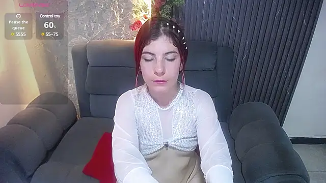 Snapshot of denise_babe_ chatting on 03.10.25 denise babe online show from 03.10.25