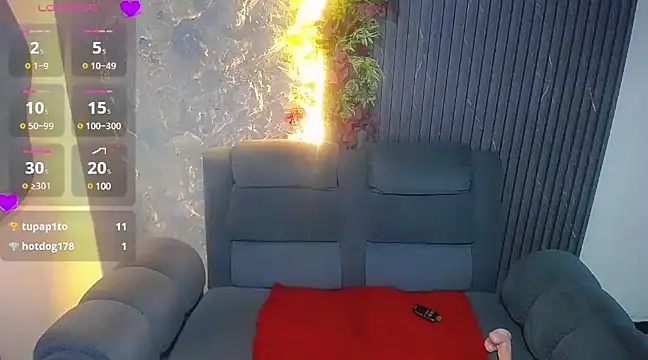 Snapshot of denise_babe_ chatting on 03.22.25 denise babe online show from 03.22.25