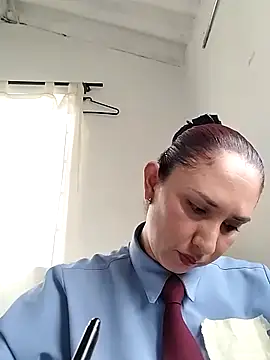 Megan-01- online show from 03.07.25